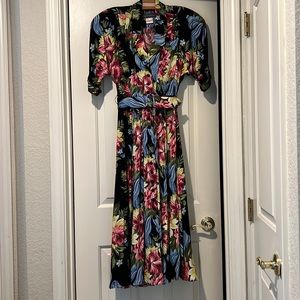 Vintage Karen Alexander 80's Floral Dress Fit & Flare 1980’s